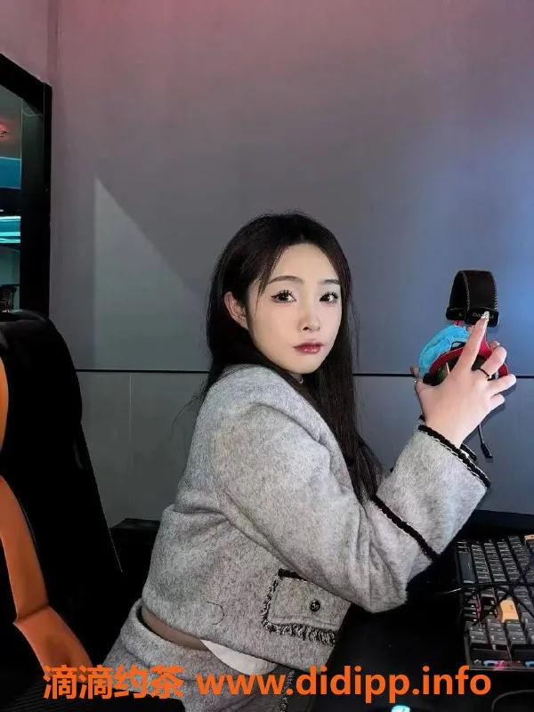 深圳楼凤资源信息,福田恋恋，900元，诱人妹子等你来哦！