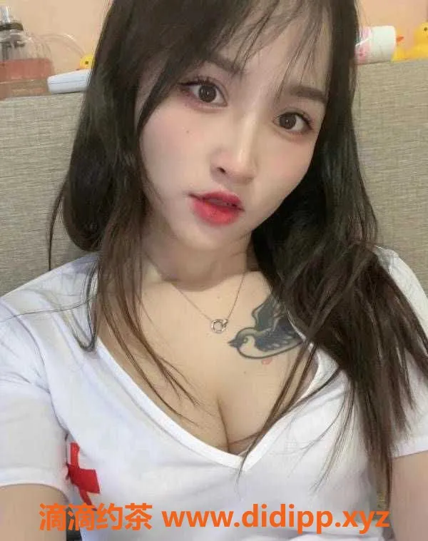 广州楼凤-越秀三点粉糖果，23岁，166cm，45kg，34C，服务好