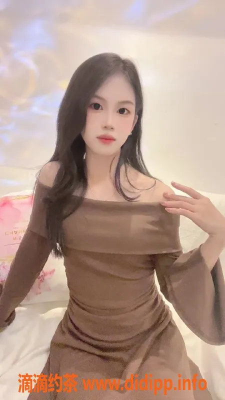 深圳楼凤-龙华幼师张晚柠，私聊享受优质服务