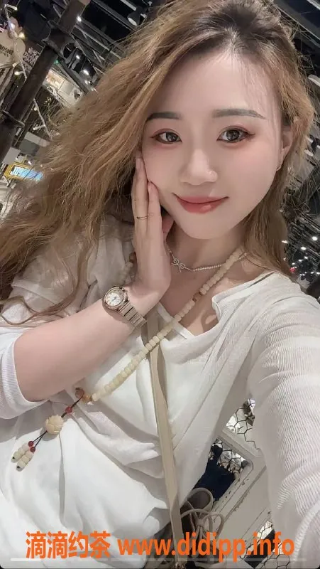 厦门楼凤-海沧新安全套服务400元，值得一试！