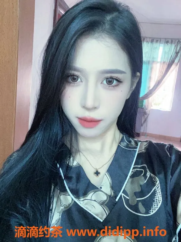 广州楼凤-番禺御姐婷婷，800元起，舌吻服务等你来试