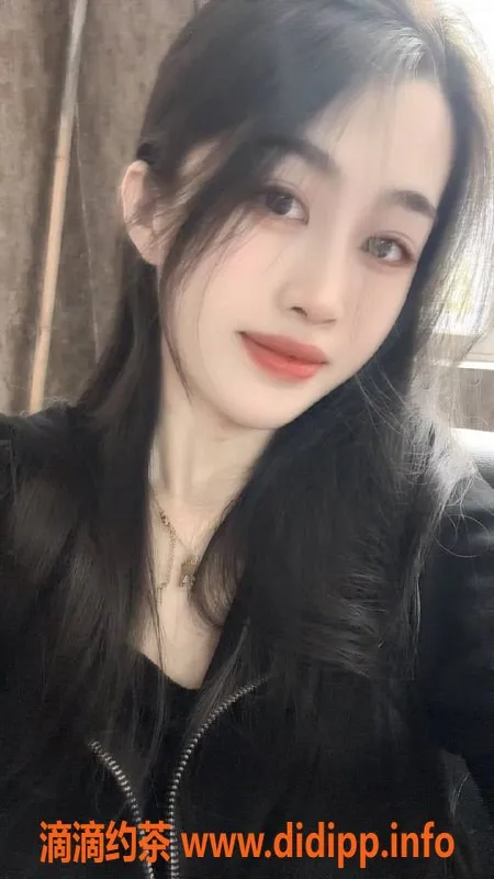 深圳楼凤资源信息,龙岗小莫，超值服务1000p，1800pp