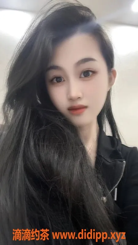 深圳楼凤-龙岗小莫，超值服务1000p，1800pp