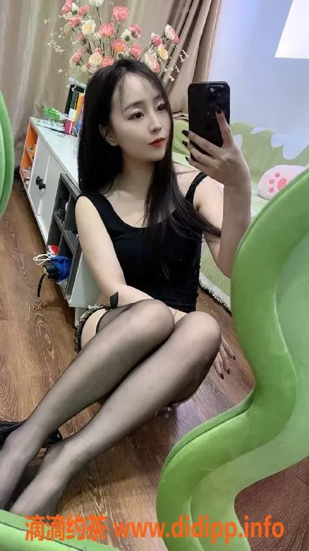 上海楼凤-静安22岁柒玥，160cm、36B，优质服务等你来体验！