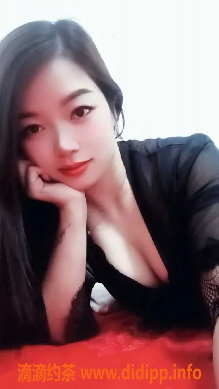 广州楼凤-广州白云少妇小微，168cm，30岁，价格超值