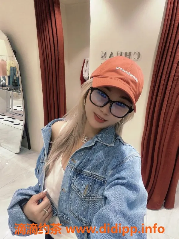 深圳楼凤-深圳南山思思，900元御姐服务体验