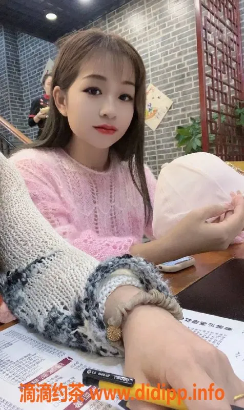 深圳楼凤-龙岗小雪，视频验证，600元体验！