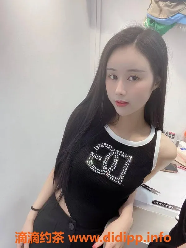 深圳楼凤-宝安思颖，1000元初次体验，超值服务等你来！