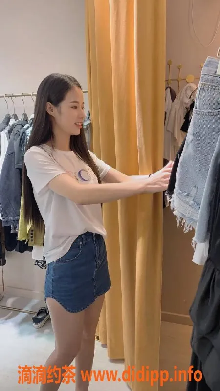 深圳楼凤-宝安思颖，1000元初次体验，超值服务等你来！