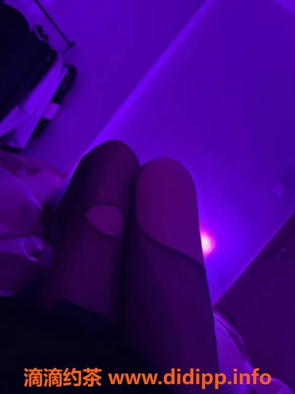 上海楼凤-普陀嫩妹崽崽，36C/45KG/900元超值服务