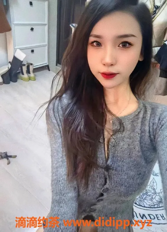 上海楼凤-普陀小颜福利拍卖，原价1000P现800P！