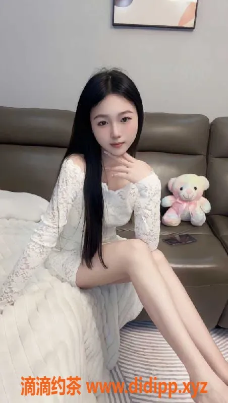 广州楼凤-海珠安安，22岁165cm，超值服务等你来体验！