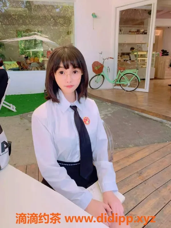 上海楼凤资源信息,上海游泳馆附近清纯嫩妹，600/次服务评价高