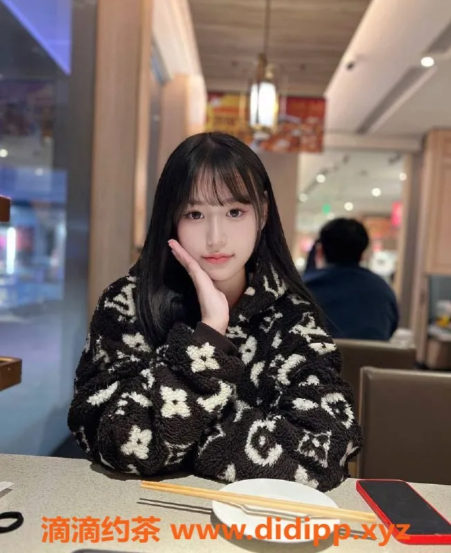 上海楼凤-黄浦Jennie，165身高，50体重，2000P起