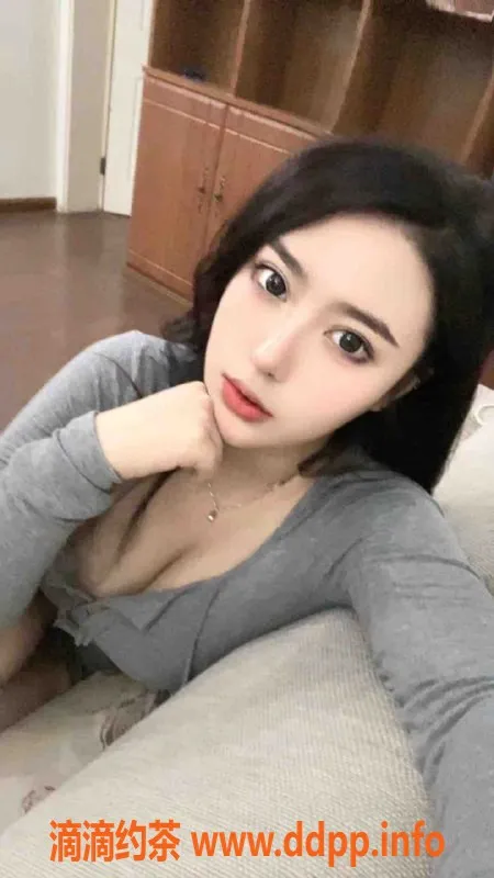 上海楼凤-闵行22岁林月，168cm大胸御姐服务