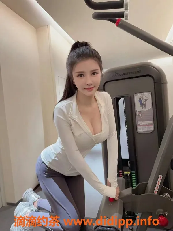 深圳楼凤-深圳蜜儿 24岁 170E大胸 1600开房