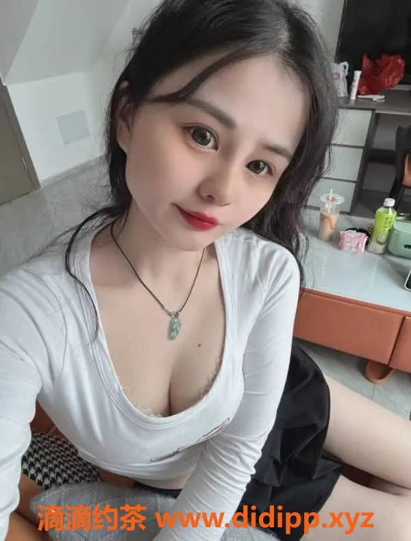 广州楼凤-激情澎湃达密咪晓馨，广州黄埔23岁美娇娘