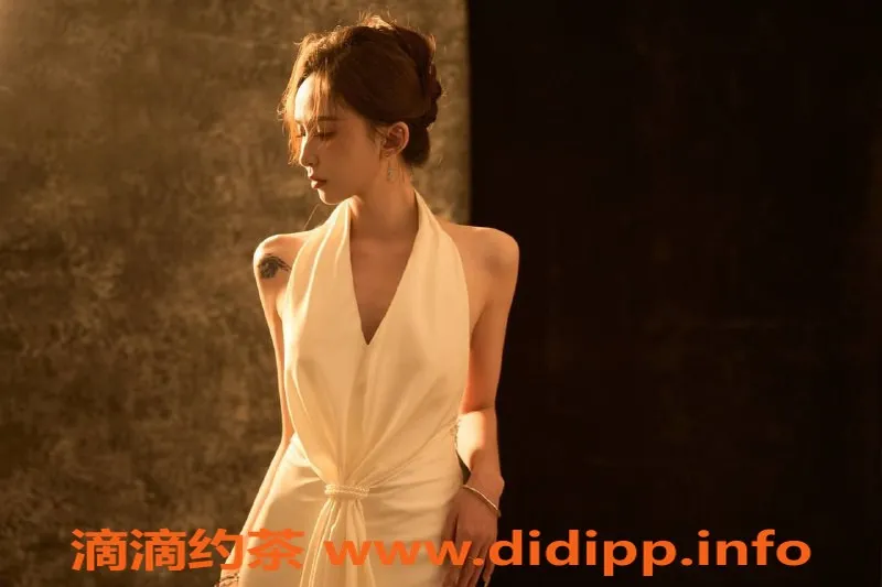 深圳楼凤-龙华好好吃饭嫩妹，上门服务可包夜