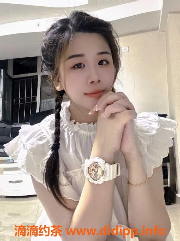 广州楼凤资源信息,广州天河护士兼职冰儿，25岁，160cm，胸围36C