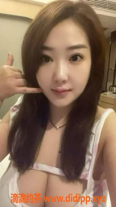 深圳楼凤-深圳南山梦梦，163cm大胸佳丽，千元档服务