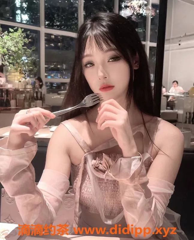 上海楼凤资源信息,静安圆圆，169高，50身，胸D，1500P等你来约！