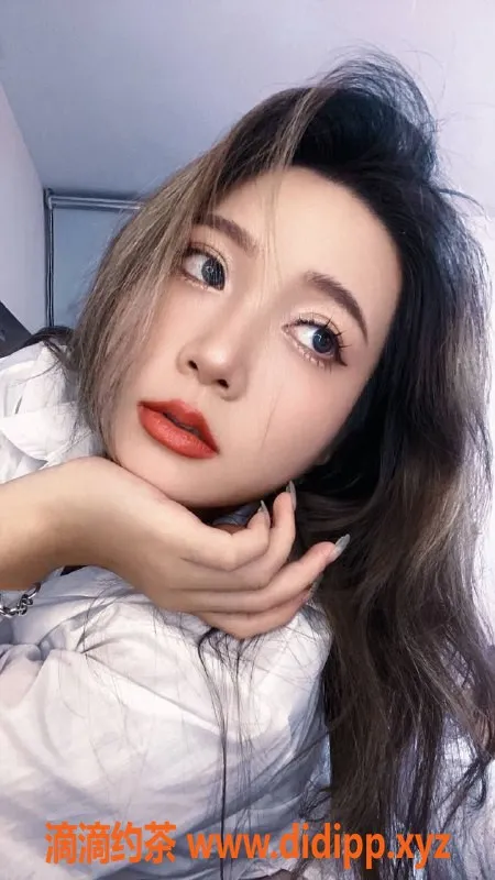 厦门楼凤-思明区蜜桃电报老师，性感女神等你来约