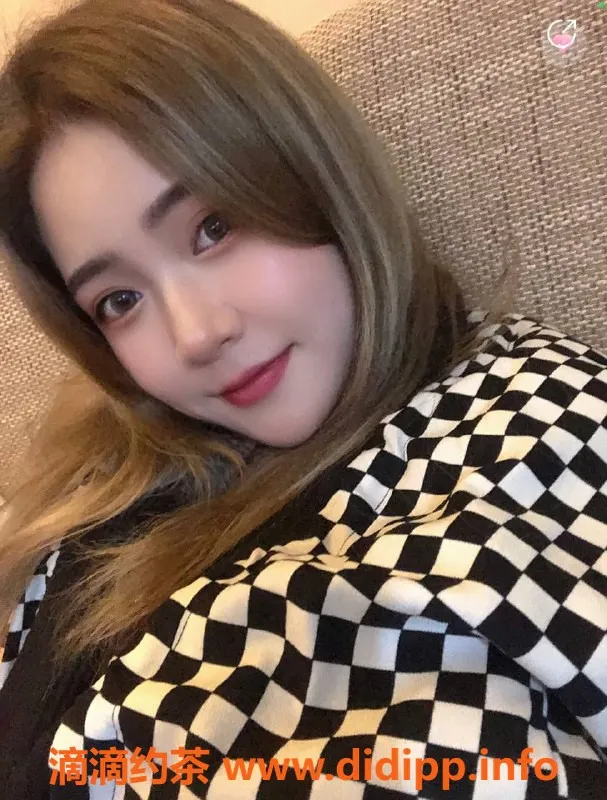 厦门楼凤-思明区蜜桃电报老师，性感女神等你来约